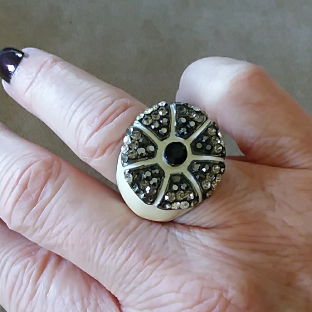 Off white and black ring